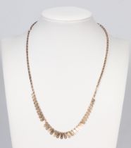 A 9ct yellow gold necklace 4.5 grams, 40cm