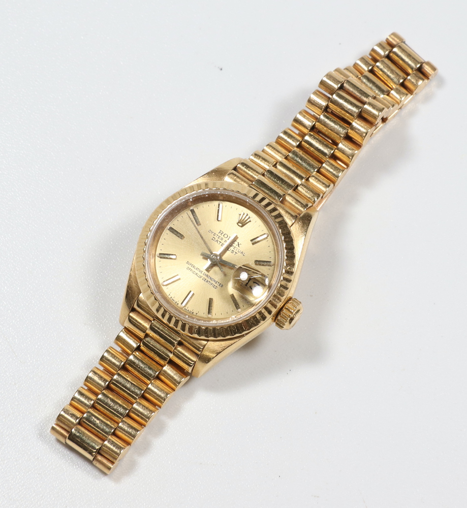 A lady's 18ct yellow gold Rolex Oyster Perpetual Datejust wristwatch on a 18ct yellow gold President - Image 7 of 8