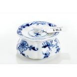 A 19TH CENTURY GERMAN PORCELAIN CIRCULAR INKWELL & COVER, floral decorated in underglaze blue,