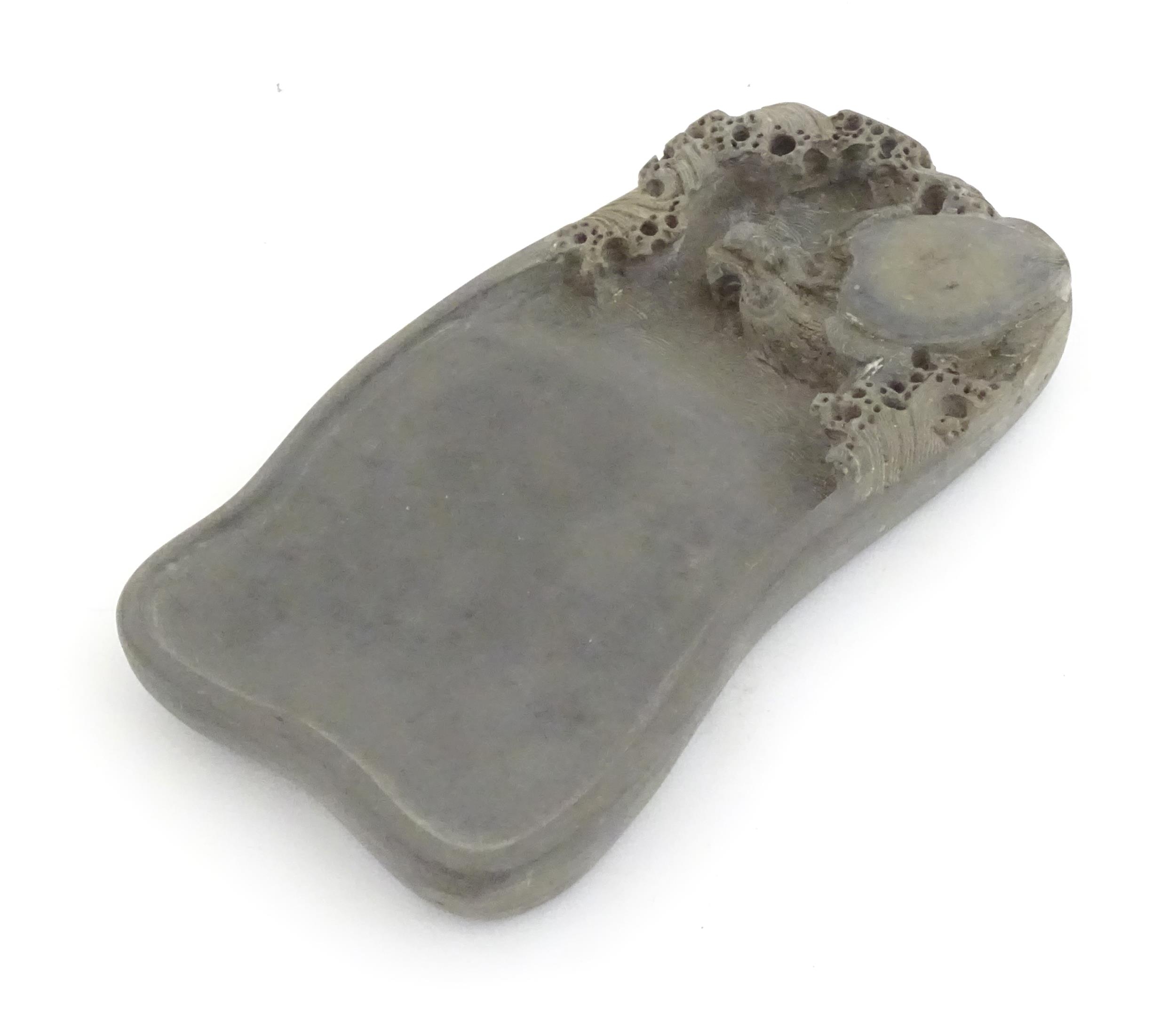 A Chinese soapstone inkstone with carved stylised turtle and waves to well. Within a fitted wooden - Image 5 of 9