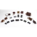 A quantity of 20thC cameras to include a Kodak Super Six-20 Brownie Junior box camera, a Kodak Six-