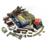 Toys - Model Train / Railway Interest : A quantity of assorted Hornby O Gauge model railway /