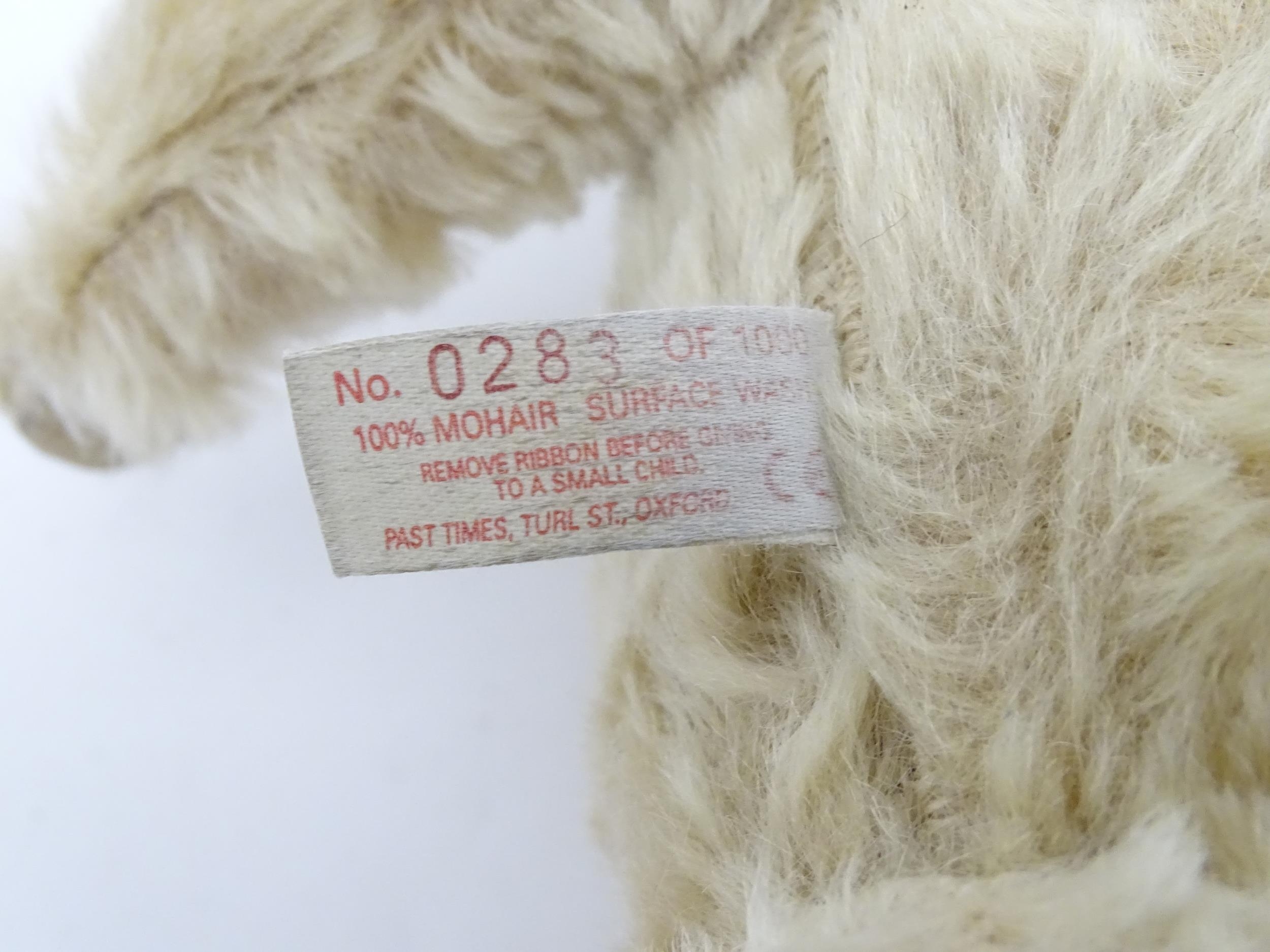 Toy: A 20thC Past Times mohair teddy bear - Bertie, with stitched nose and mouth, pad paws and - Bild 10 aus 10