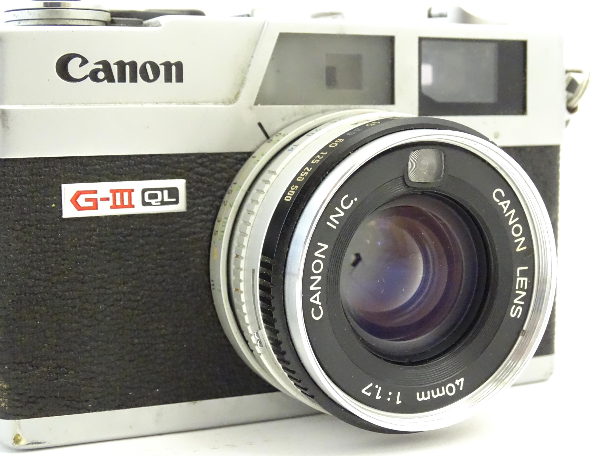 A Canon Canonet G-III QL17 35mm film camera, c1972, cased with lens cap. Approx 4 5/8" wide Please - Bild 8 aus 8