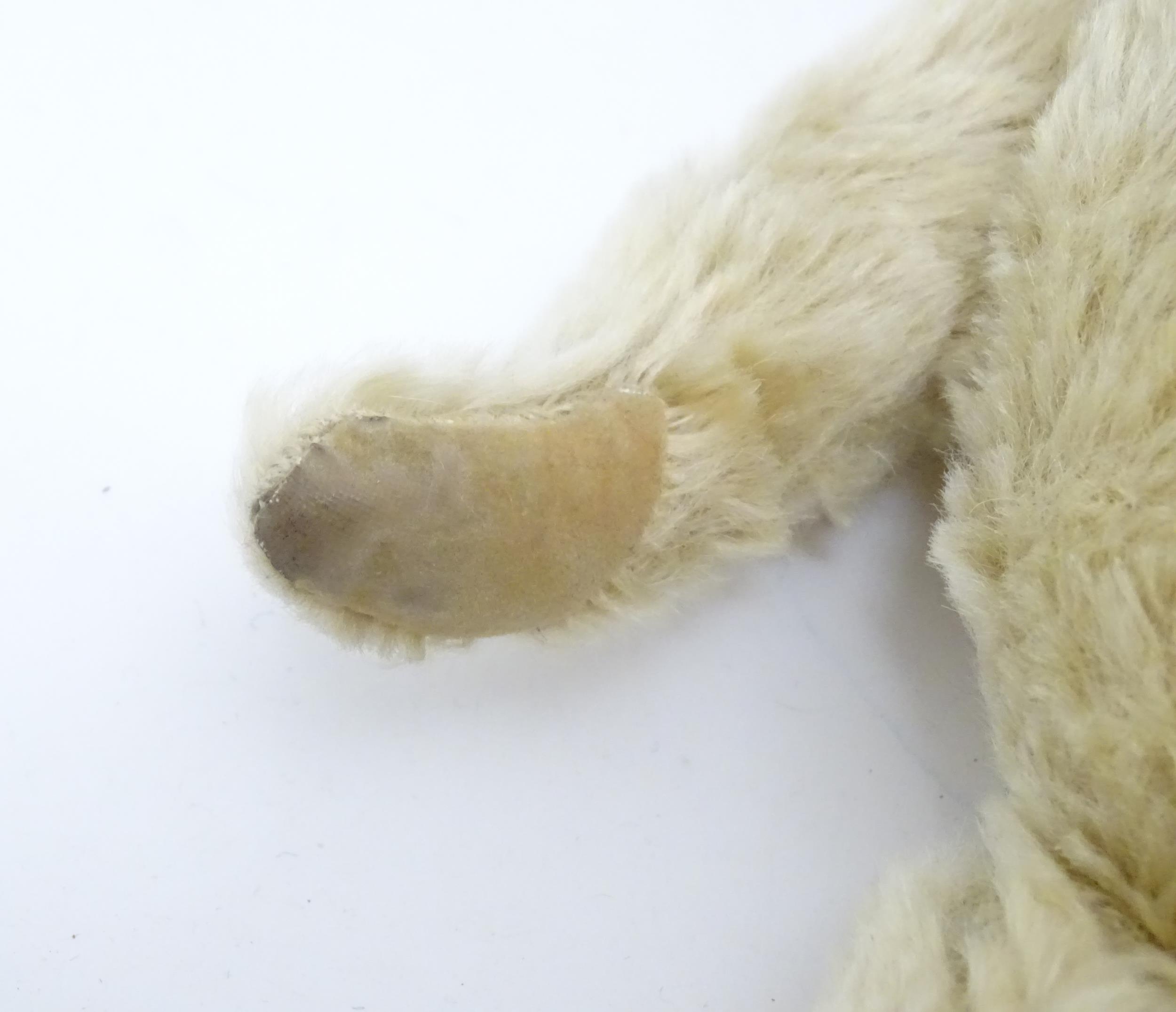 Toy: A 20thC Past Times mohair teddy bear - Bertie, with stitched nose and mouth, pad paws and - Bild 7 aus 10