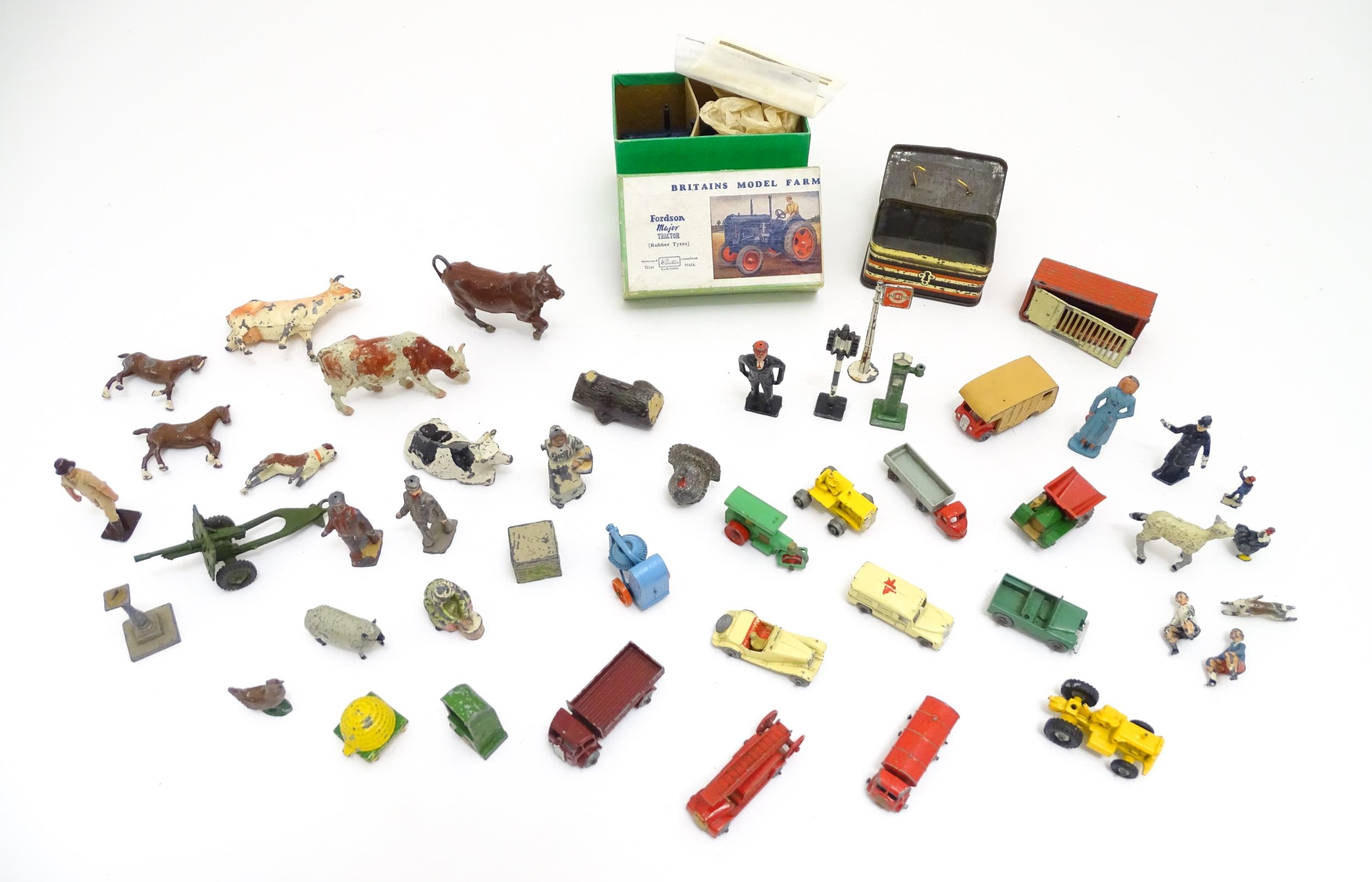 Toys: A quantity of assorted lead farm animals, makers to include Britains Ltd., Lesney, etc., a - Bild 2 aus 14