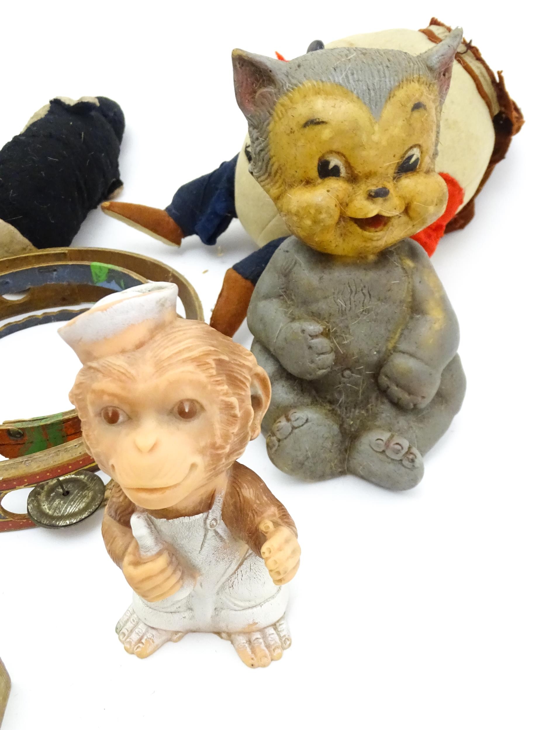 Toys: A quantity of assorted vintage toys, to include a Semco Mickey Mouse, an early 20thC straw - Bild 9 aus 14