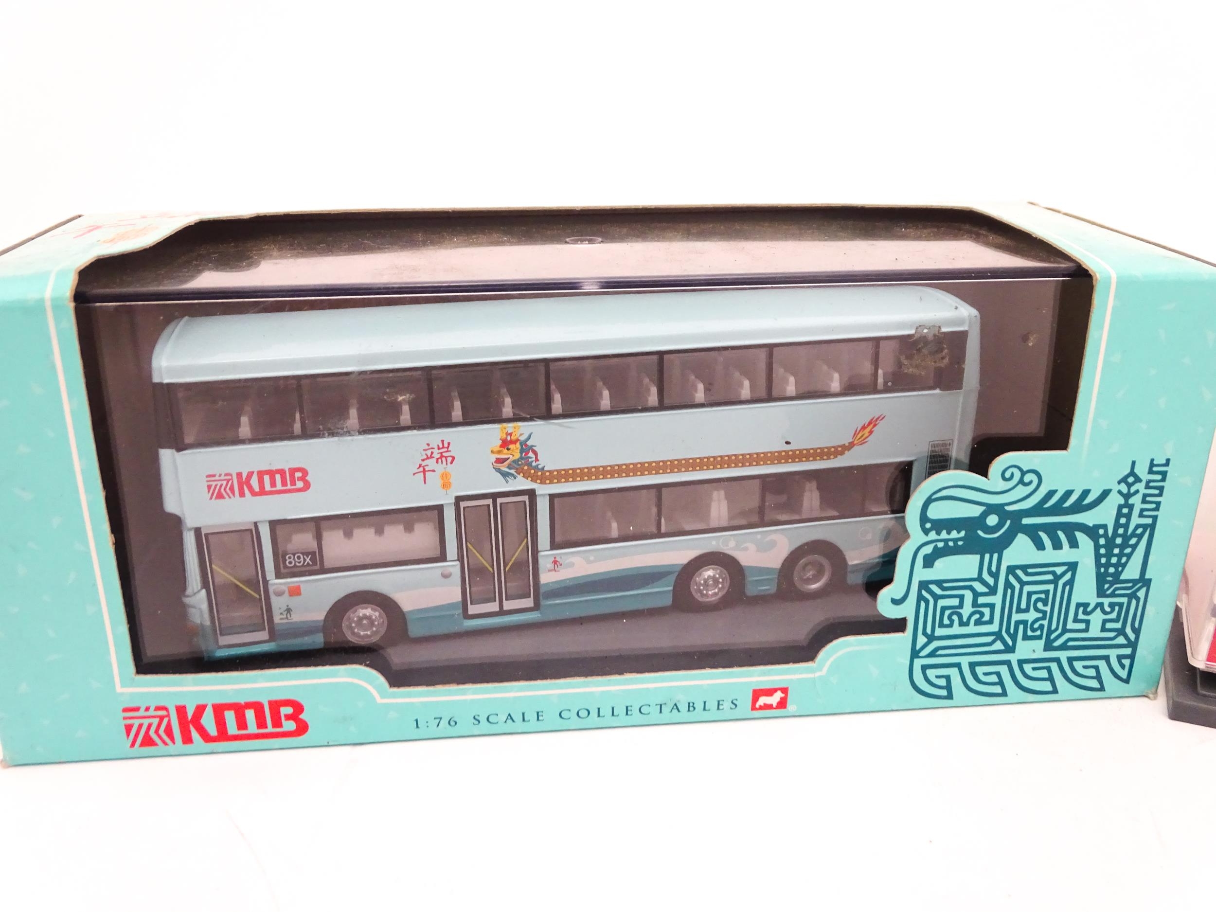 Toys: A quantity of assorted die cast scale model Corgi Far Eastern Buses to include KMB Christmas - Bild 9 aus 10