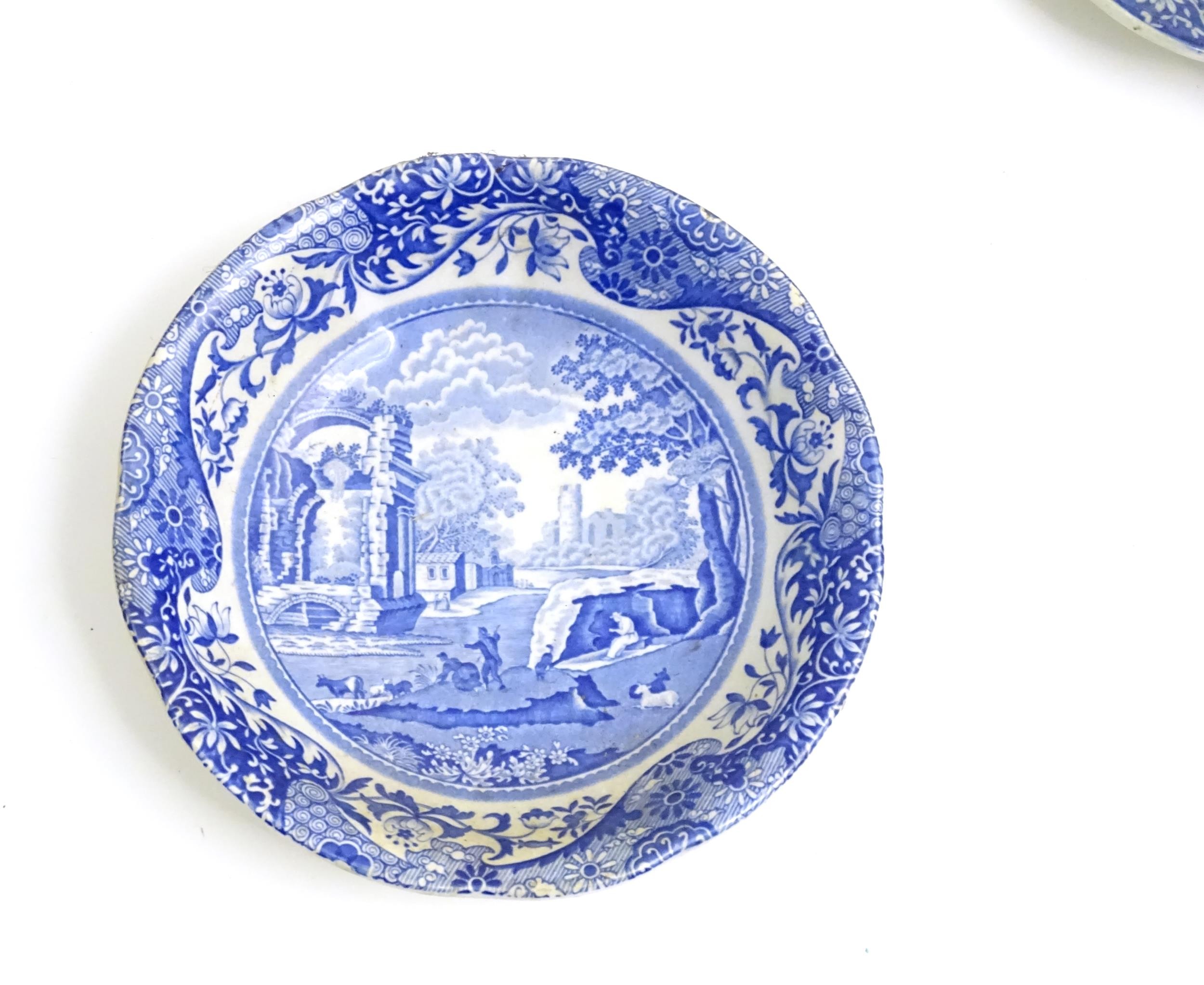 Four items of blue and white ceramics, to include a Copeland Spode plate decorated in the Italian - Image 9 of 10