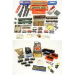 Toys - Model Train / Railway Interest : A quantity of assorted OO gauge scale model railway items to