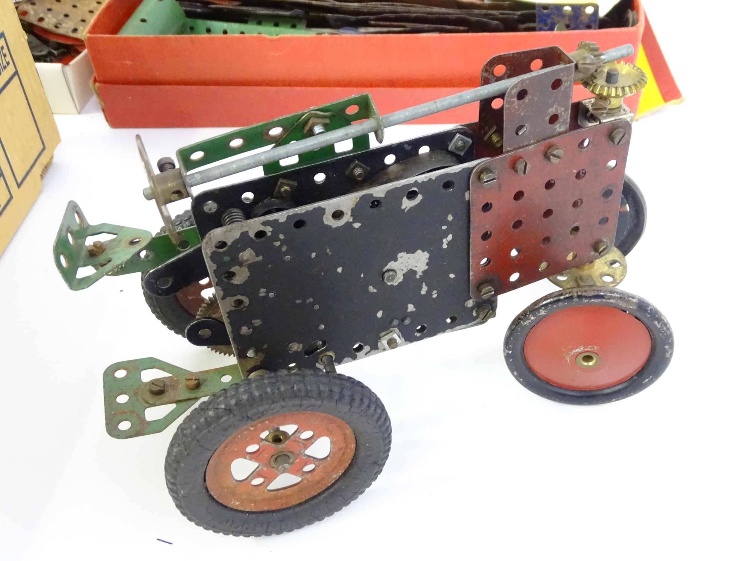 Toys: A large quantity of assorted Meccano to include flat plates, girders, wheels, various - Image 22 of 28