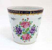 A Samson style small pail / bucket decorated with flowers and foliage with banded gilt border.