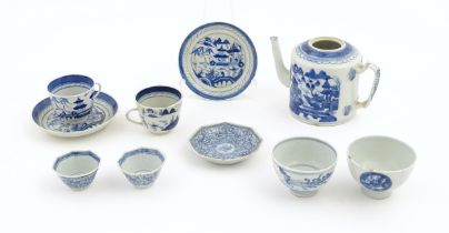 A quantity of assorted Chinese blue and white tea wares to include a teapot, cups and saucers