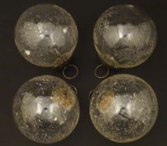 Vintage Christmas decorations : 4 glass baubles with engraved snowflake decoration. Approx 3"