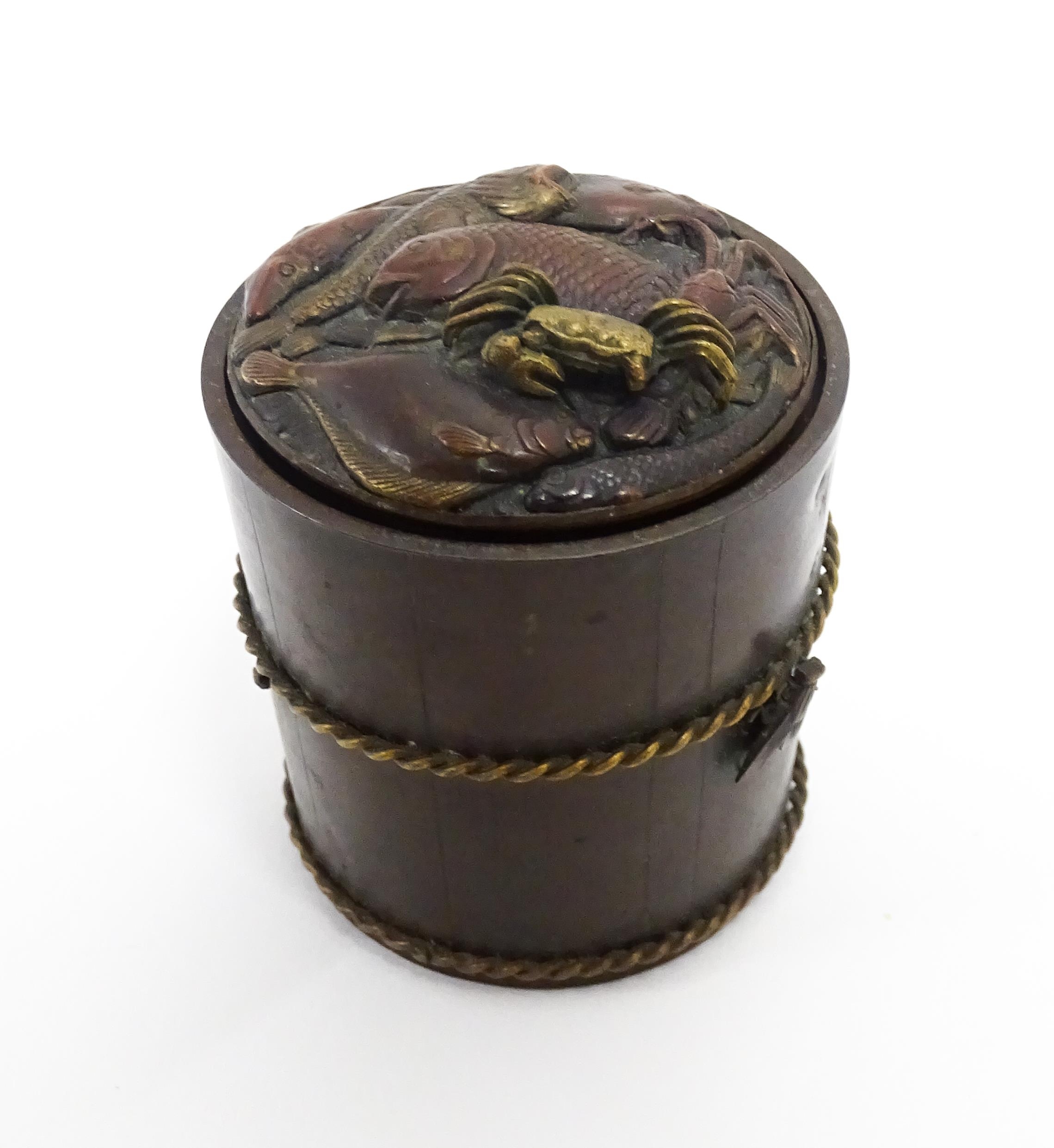 A Japanese bronze novelty inkwell of cylindrical form, the lid with fish and crab detail, the body - Image 3 of 8