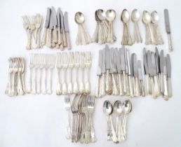 A quantity of assorted silver plate cutlery / flatware, various patterns to include Kings, Fiddle