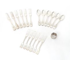 A quantity of assorted silver plate flatware / cutlery by Elkington & Co. Together with a silver