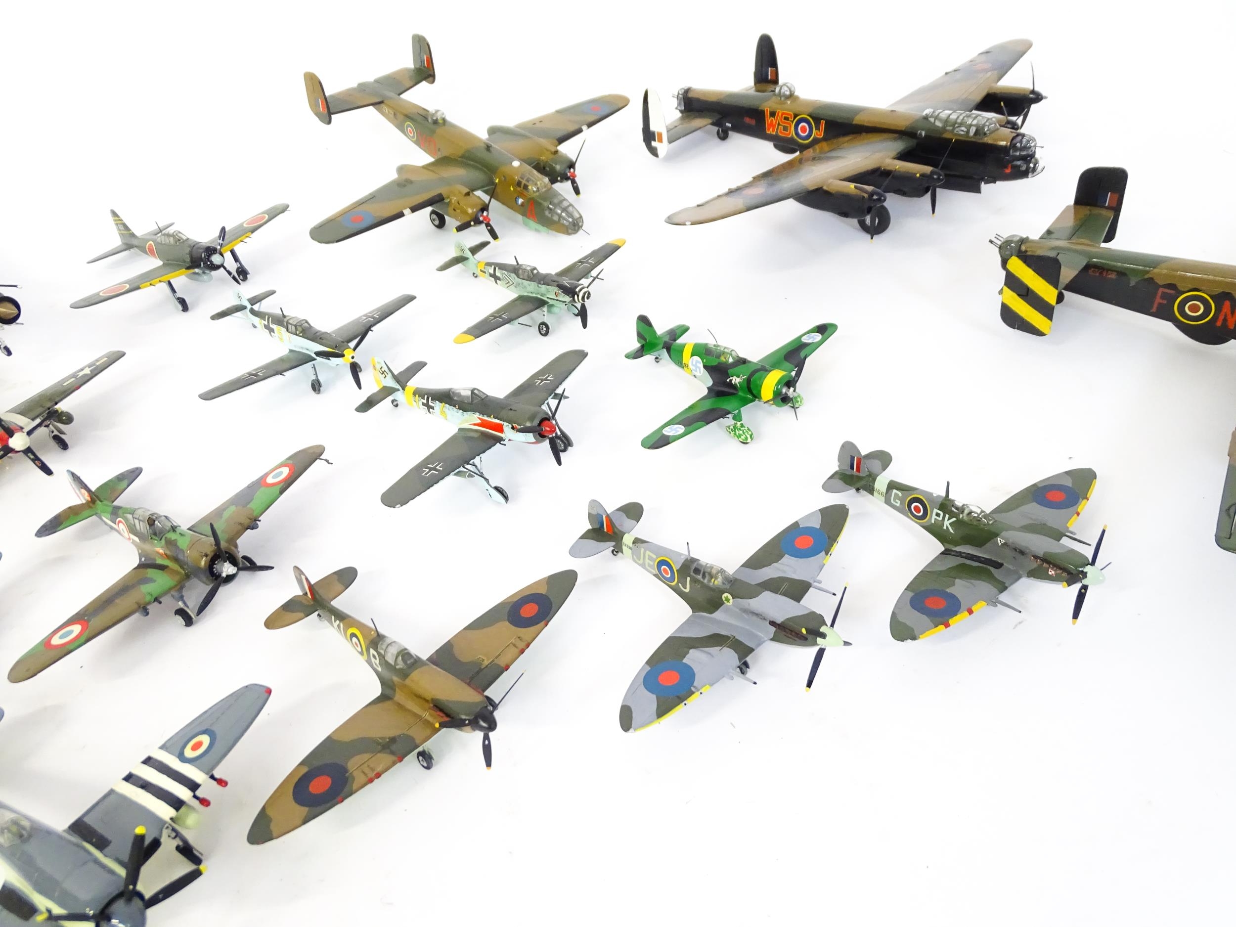 Toys: A quantity of Airfix scale model planes to include Spitfire, Mustang, Halifax Bomber, Avro - Image 4 of 13
