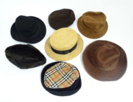 Vintage fashion / clothing: A quantity of assorted hats to include examples by Holland and