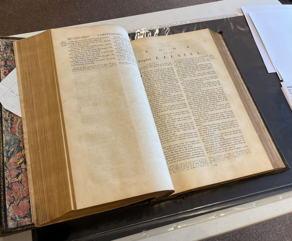 Bible English. The Holy Bible, John Baskerville, 1763 - Image 8 of 11