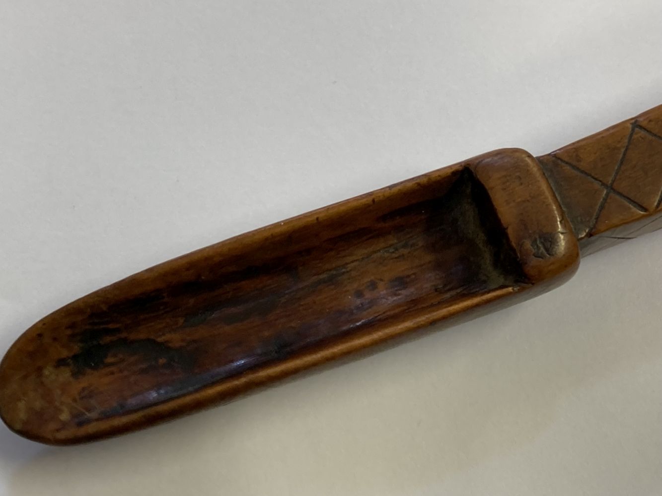 Treen. A 17th century treen apple corer dated 1696 - Image 4 of 10