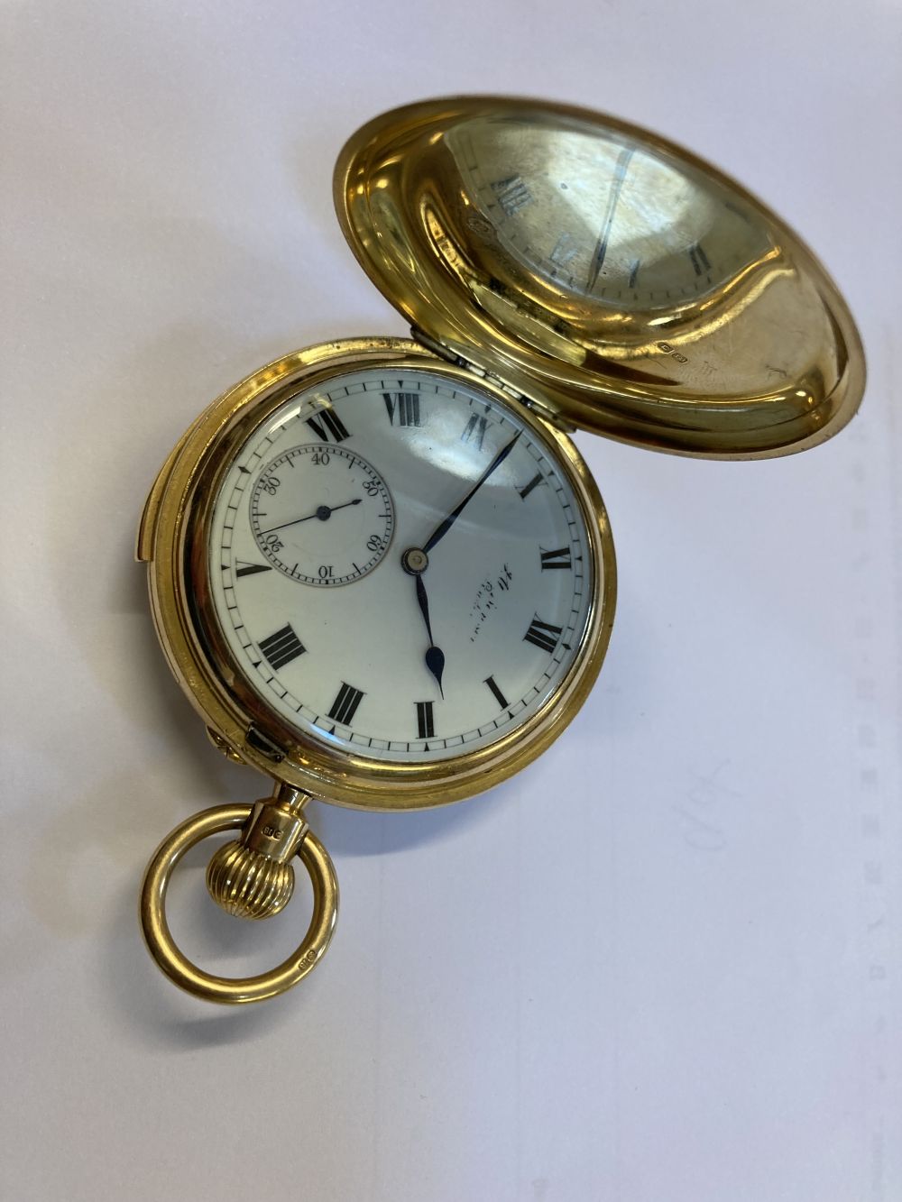 Pocket Watch. An 18ct gold full gold hunter pocket watch by J.W. Benson London 1918 - Bild 3 aus 7