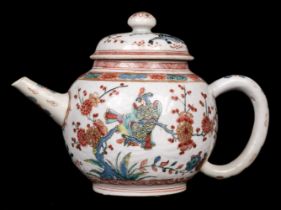 Teapot. 18th century polychrome porcelain teapot