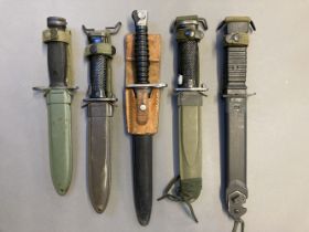 Fighting Knives. American fighting knives, including a M5A1 and other knives