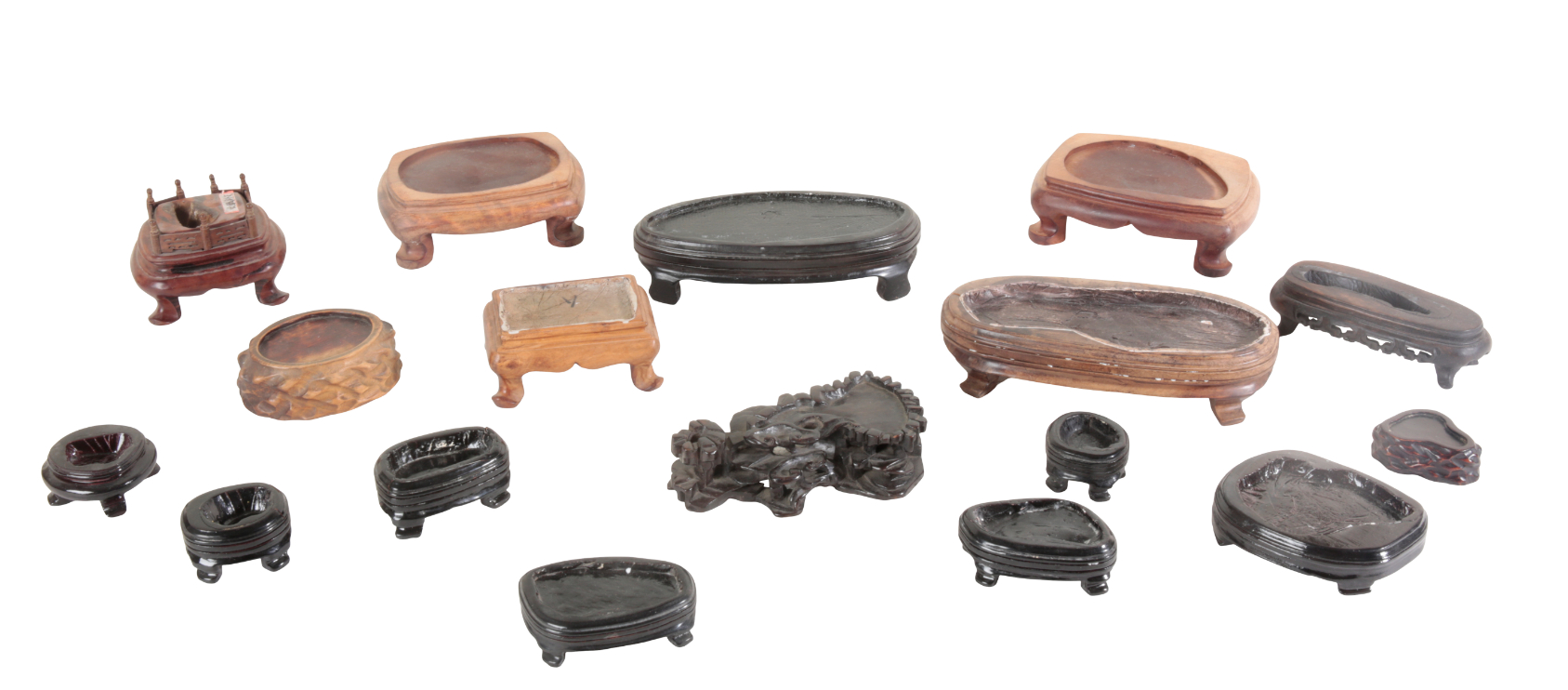 A COLLECTION OF CHINESE WOODEN STANDS - Image 3 of 3