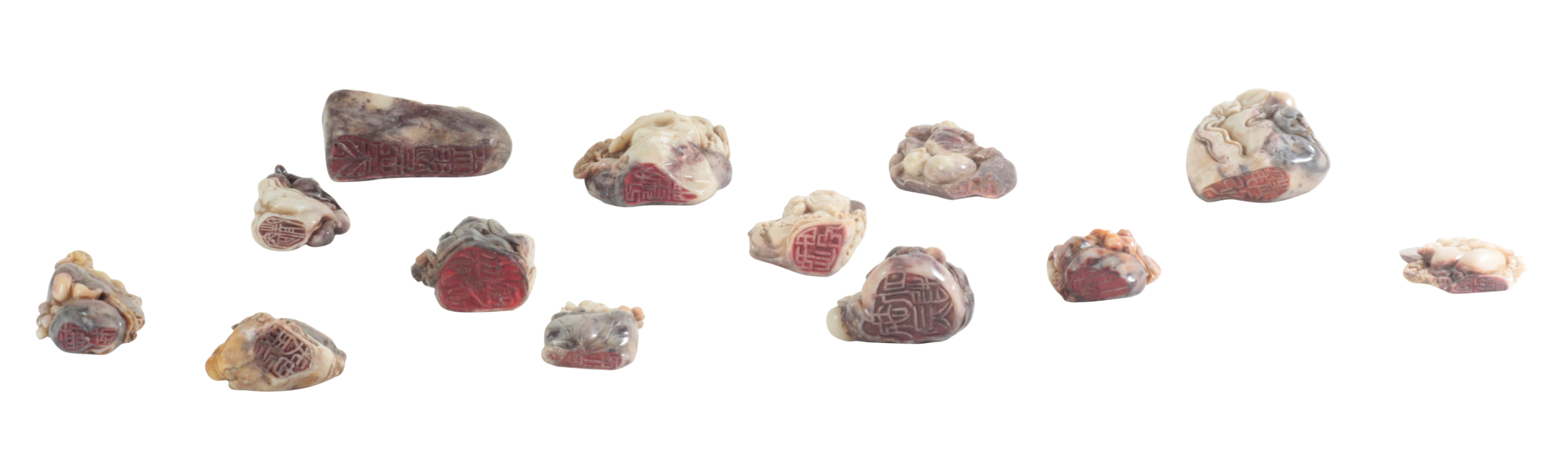 A GROUP OF SEVENTEEN CHINESE SOAPSTONE SEALS - Bild 2 aus 2