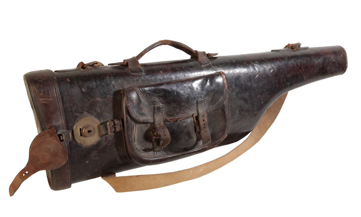 A VICTORIAN LEATHER "LEG O'MUTTON" GUN CASE