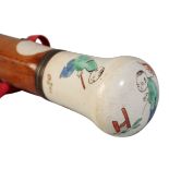 A CHANTILLY KAKIEMON CANE HANDLE