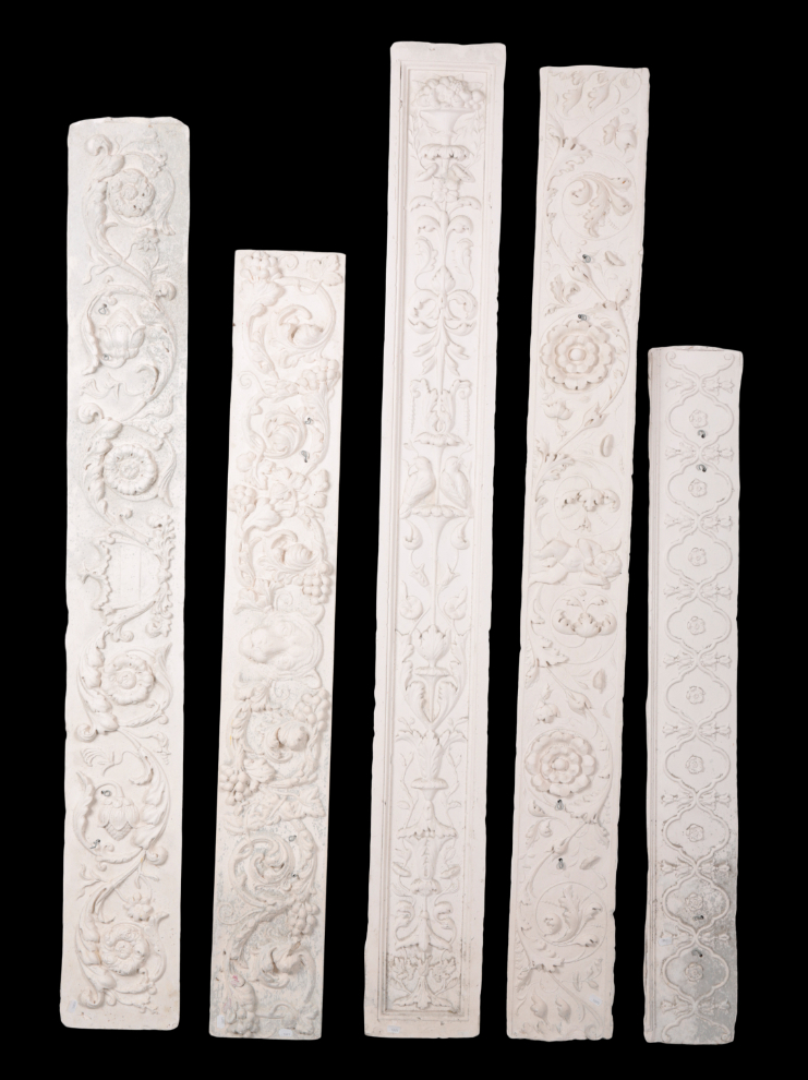 A GROUP OF FIVE PLASTER FRIEZE MOULDINGS - Image 2 of 6