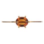 A CARNELIAN GOLD BAR BROOCH