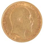 A 1907 EDWARD VII GOLD HALF SOVEREIGN