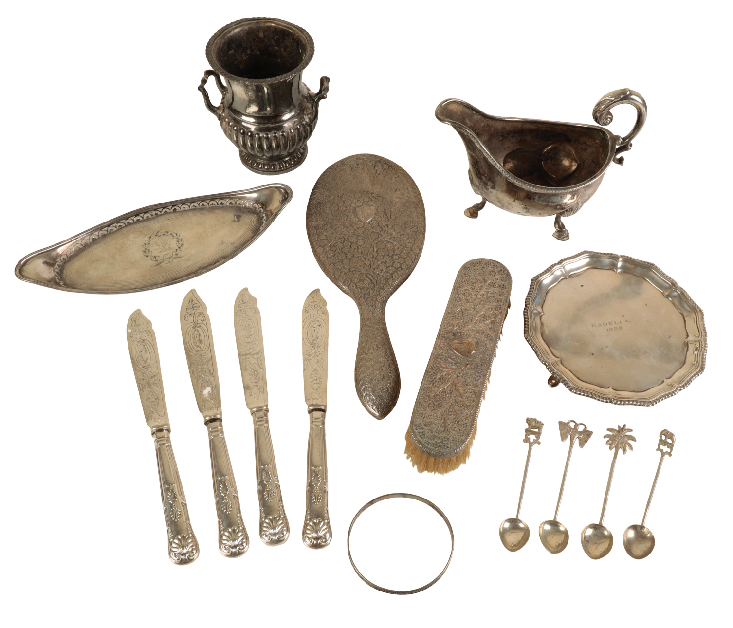 A GEORGE V SILVER WAITER OF 18TH CENTURY DESIGN