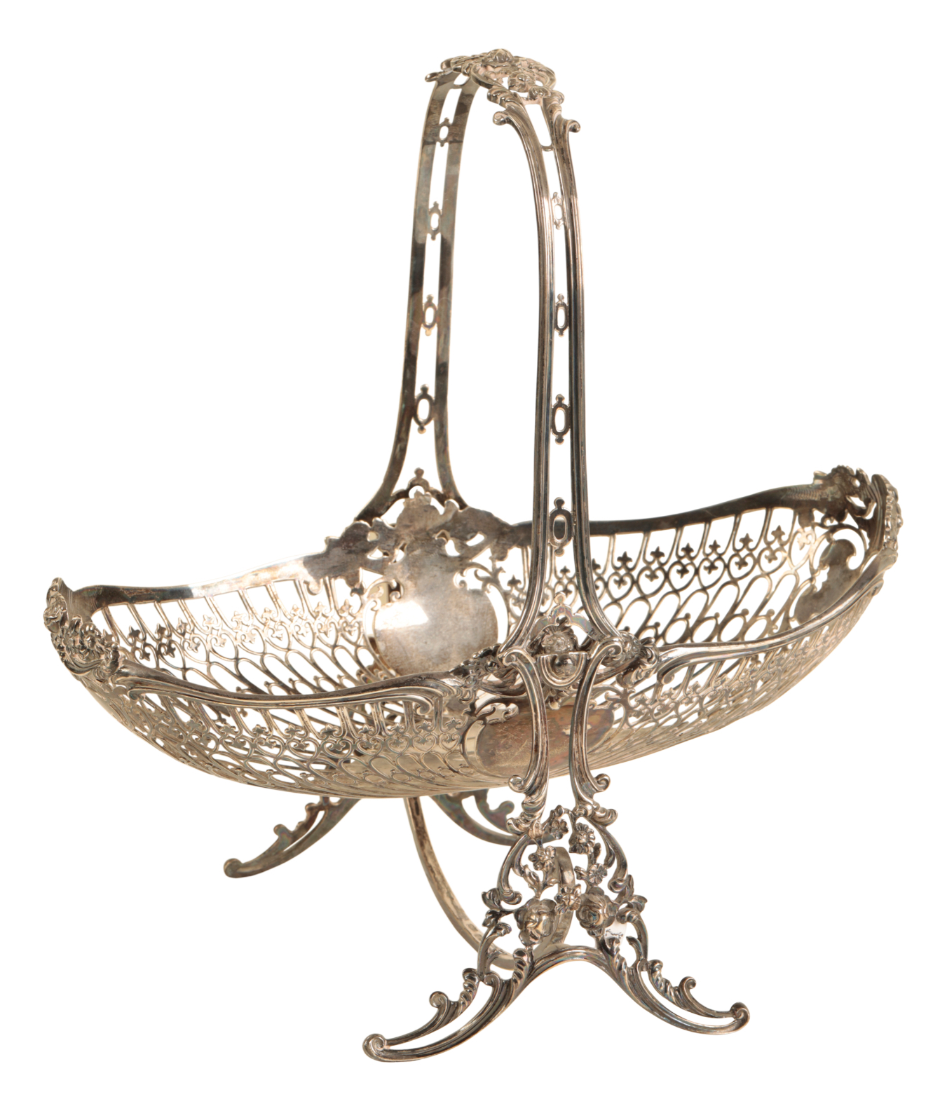 AN EDWARD VII SILVER OVAL BONBON OR FRUIT BASKET