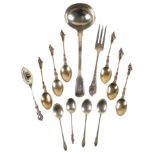 A SET OF SIX EDWARD VII SILVER APOSTLE SPOONS