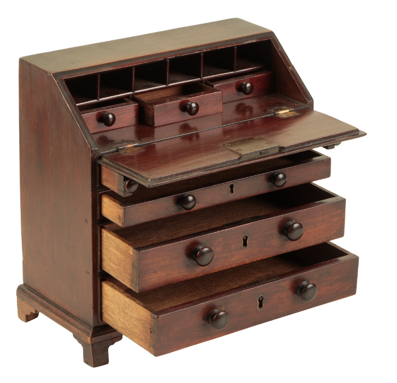 A GEORGE III MAHOGANY APPRENTICE PIECE BUREAU - Image 2 of 2