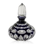 A PURPLE TO CLEAR CRYSTAL DRESSING TABLE SCENT OR PERFUME BOTTLE
