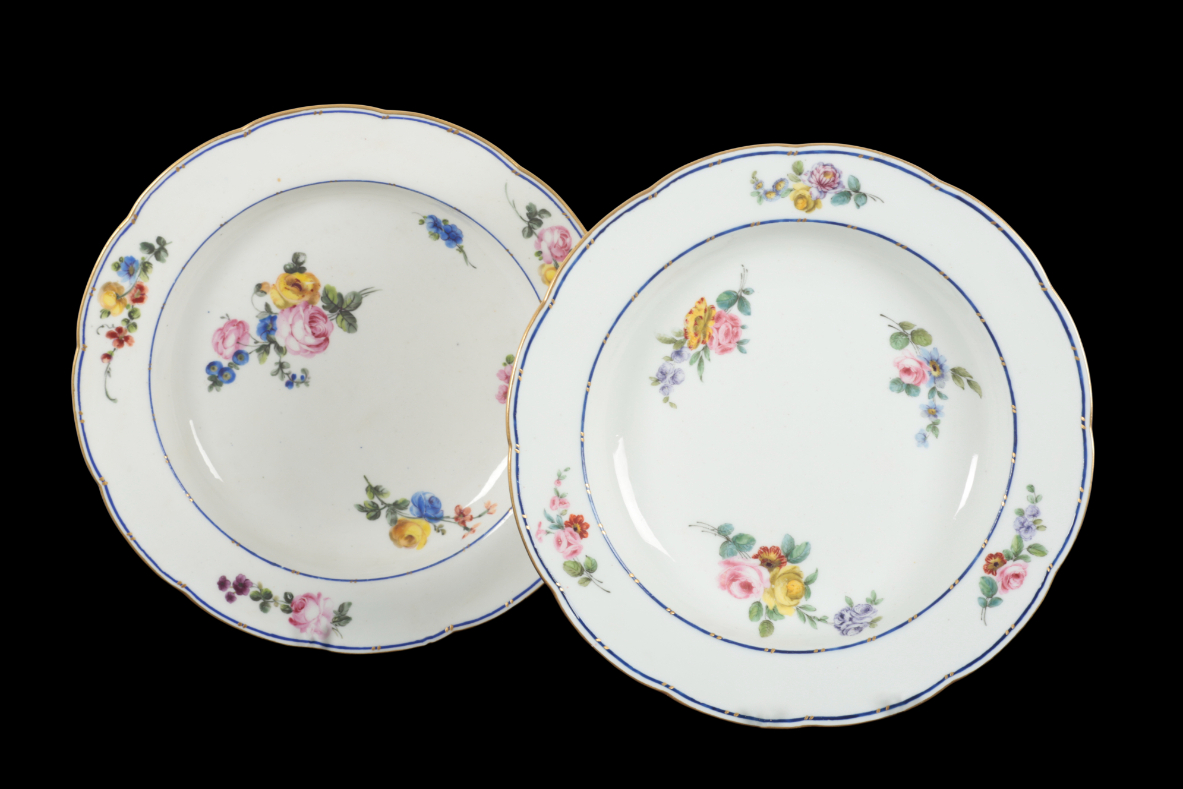 TWO SEVRES PORCELAIN PLATES - Image 2 of 4