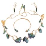 SUSAN CLARKE: A CONTEMPORARY NECKLACE SET