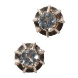 A PAIR OF 18K GOLD AQUAMARINE STUD EARRINGS