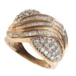 A DIAMOND CROSSOVER RING