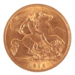 A 1915 GEORGE V HALF SOVEREIGN