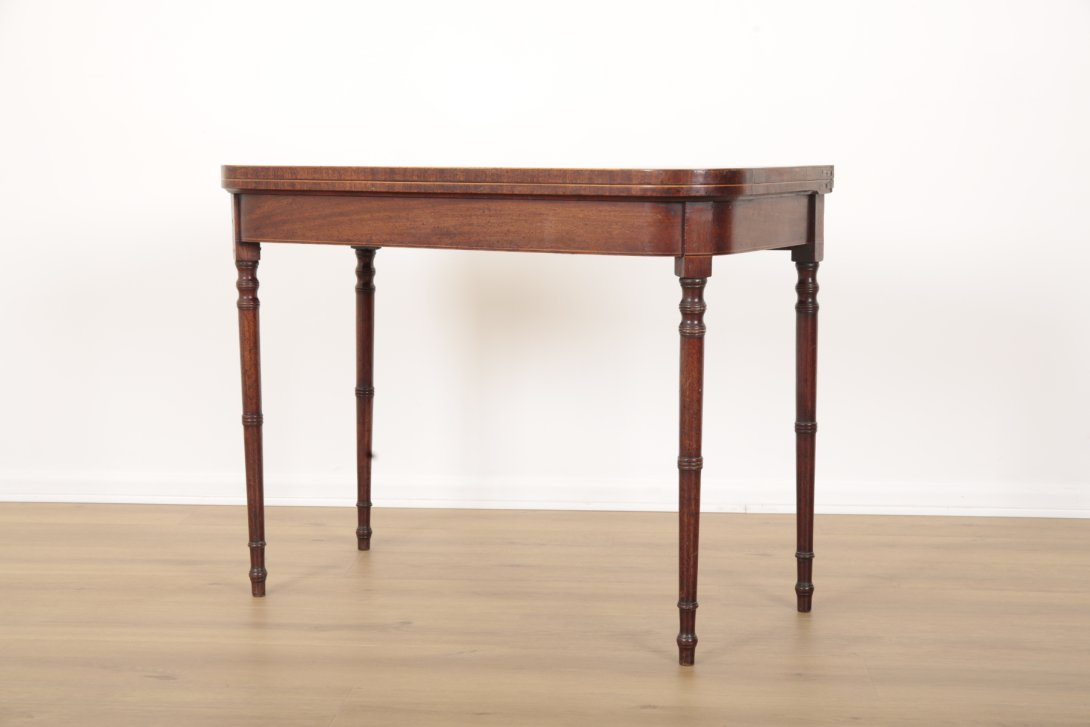 A REGENCY MAHOGANY CARD TABLE - Image 2 of 4