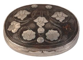 AN 18TH CENTURY WHITE METAL PIQUE AND TORTOISESHELL OVAL SNUFF BOX
