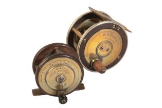 EATON & DELLER, LONDON: A BRASS AND EBONITE TROUT REEL