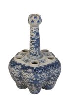 A CHINESE BLUE AND WHITE "TULIP" VASE