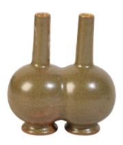 A CHINESE CONJOINED DOUBLE VASE